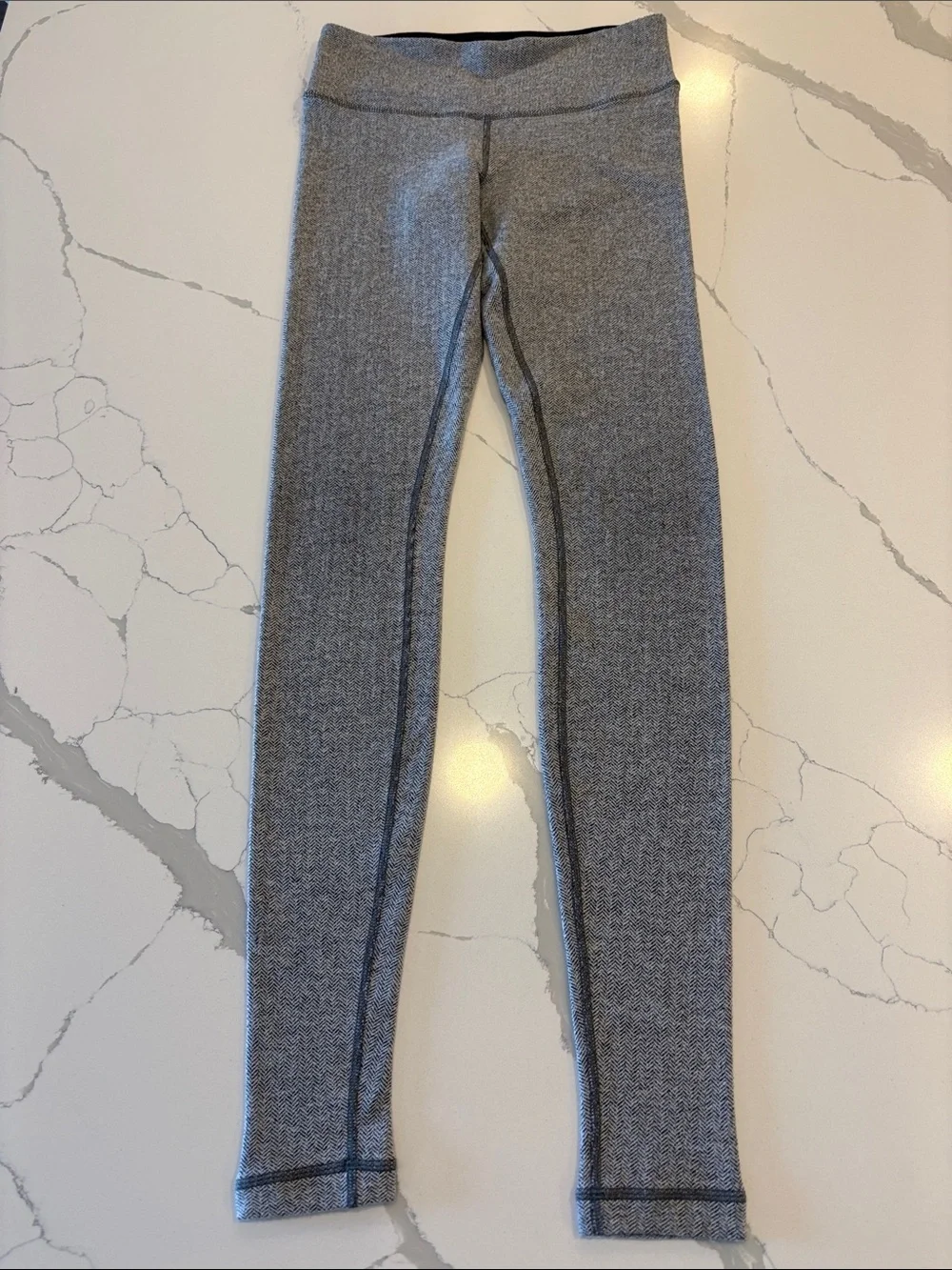 Lululemon Wunder Under Leggings ~ 4 ~ Herringbone White Black